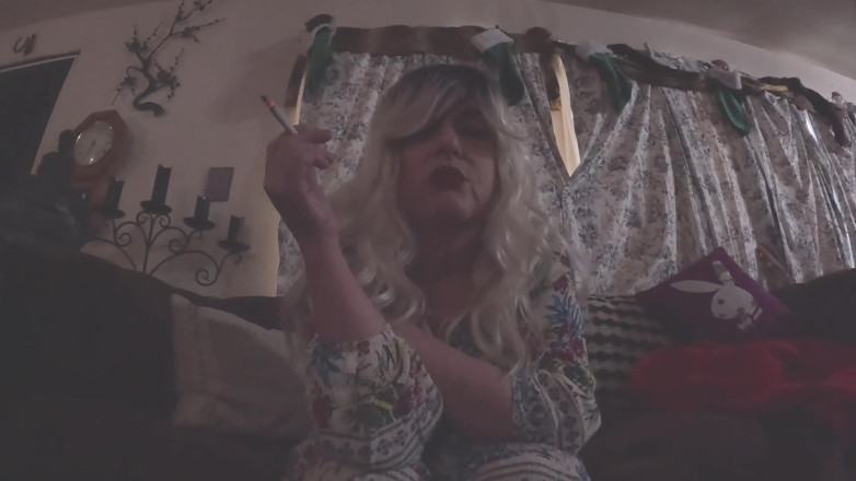 Homesteadmama: Cheryl's Smoke Break Thinking About Your Cock