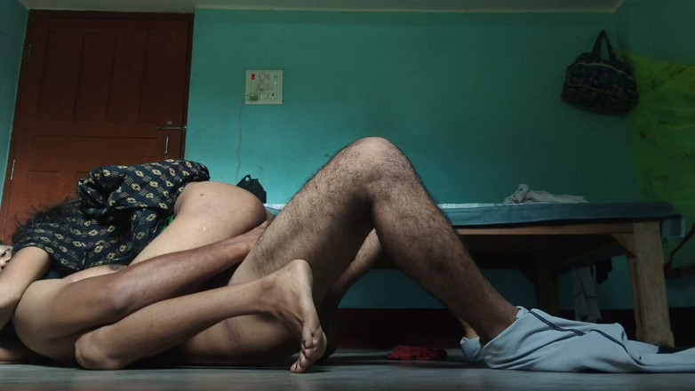 Pumi: Sauteli Bahan Ne Mujhe Latakar Sex Kiya