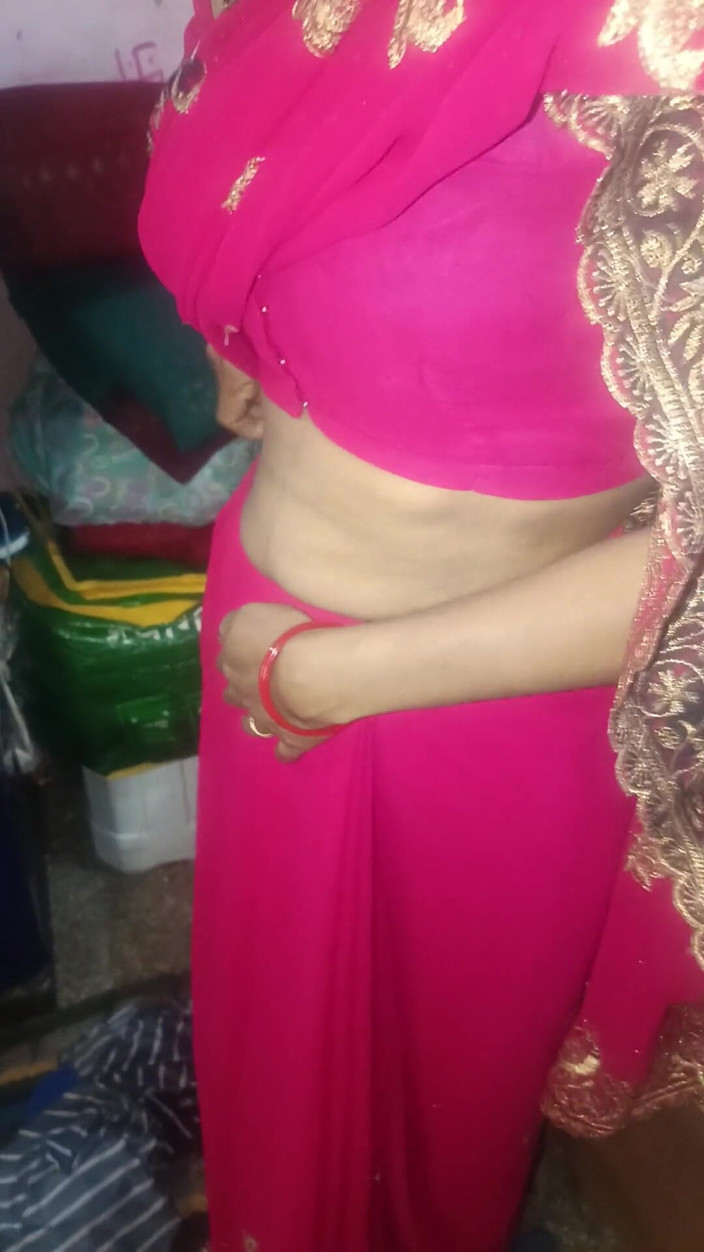 Nightqueen---7838: Video rekaman seks tante seksi ji lagi di suatu tempat