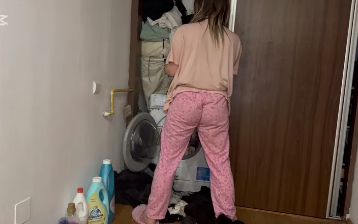 NipsAndStrips: Doing All My Stinky Laundry While Farting