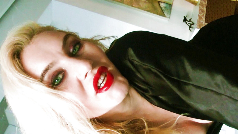 Goddess Celine: Goudzoeker stiefmoeder verliezer