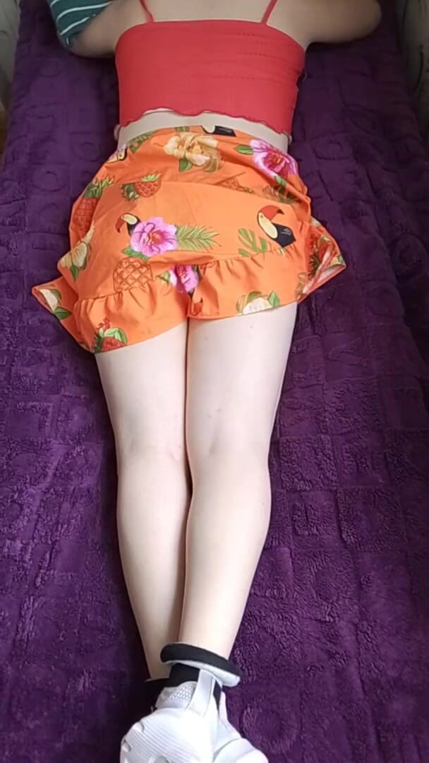 Kitty_Cross: Hete femboy bedtijd wil gewoon een goede partner naast mij