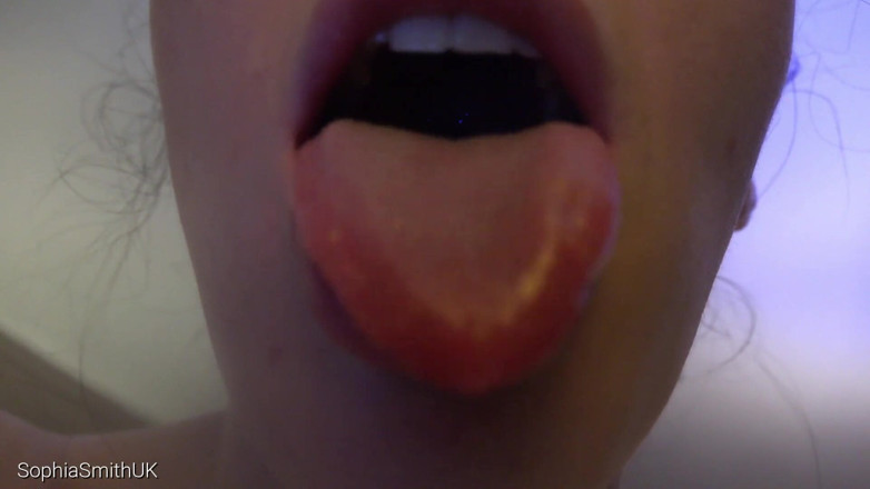 SophiaSmithUK: ASMR จูบใหญ่ๆ