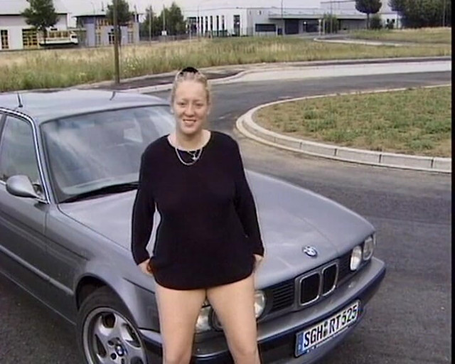 German MILF Pissing Blonde