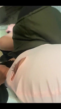 옛날 옛적에, 몸매를 하기로 결심한 밀피칼라라는 여성이 있었습니다.