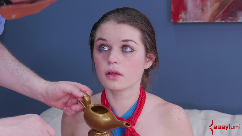 Assylum & Slavemouth: Teen anal genie
