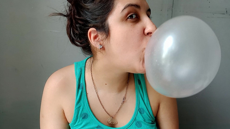 melu_world: Palloncini verdi e rosa bubblegum primo piano - Bunny Looner