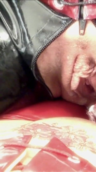Hot Asian babe loves lesbian actions