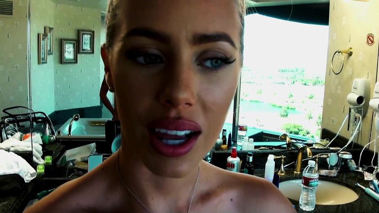 FapFlare: Nicole Aniston muestra exactamente cómo complace a sus citas en...