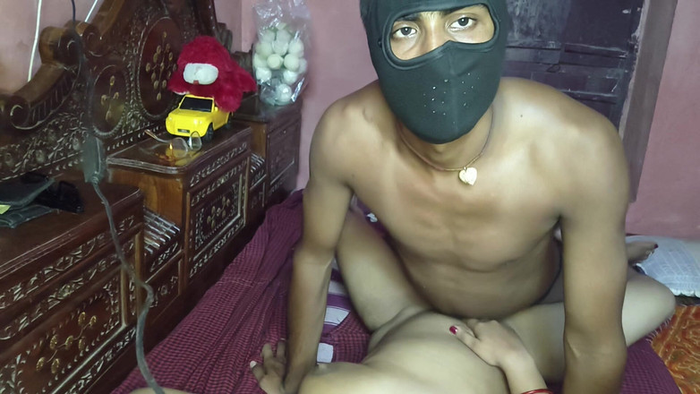 Nehatop123: India folla paso por dormitorio