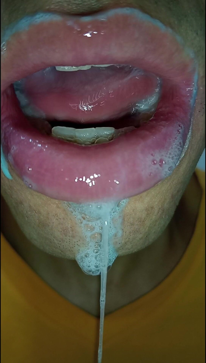 Rey rey: I Want Your Milk in My Mouth, Tongue, Long Tongue...