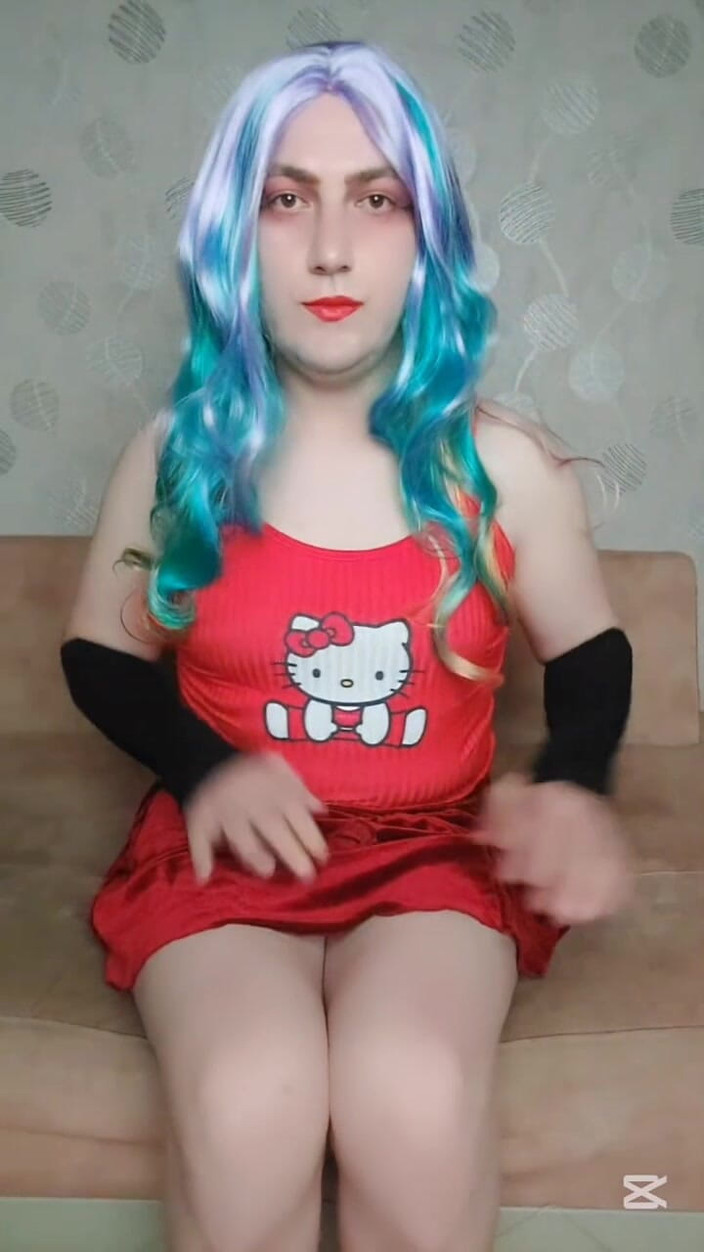 Kitty_Cross: Velký bublinový zadek Sexy blonďatá bílá prdel roztomilá štíhlá ladyboy Crossdresser...