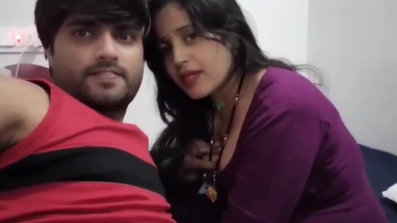 Komalaman: Seks Bhabhi z hindi audio