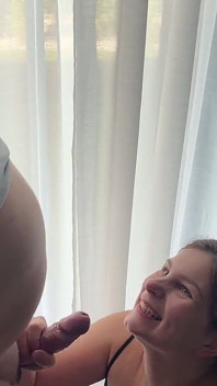 boquete e facial pela janela, deixe os vizinhos assistirem