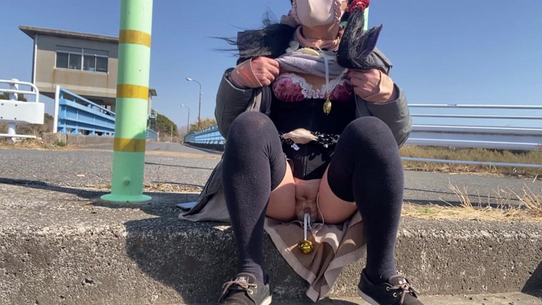 megu2002: No123 Obědová expozice v závěsu, část 2