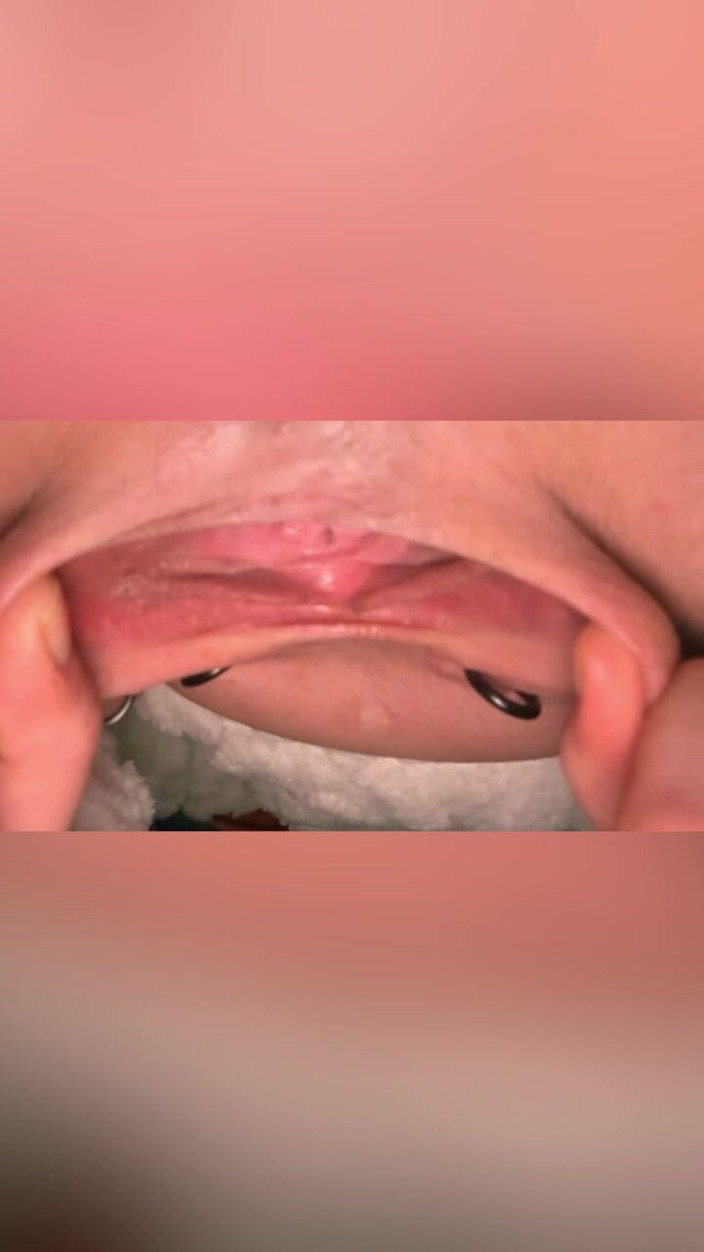 SklavinS_pervert: Sklavins Stabbed Her Labia