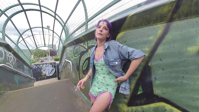 VR smokers HD-2D Videos Only: Annabel Lee - fumando