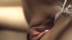 69win: Dvakrát jí naplnil kundičku mrdkou. Extrémně detailní záběr