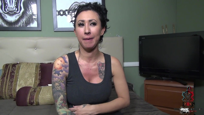 Get your knees Dirty: Lilly Lane