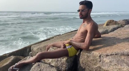 arabeputo: Magrelo Do Pau Grande Punheta Sur La Plage