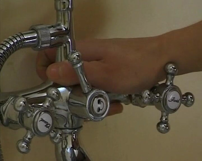 All you need to fuck: Baise Allemande X Dans Un Bain Asiatique Torride Et Frénésie...