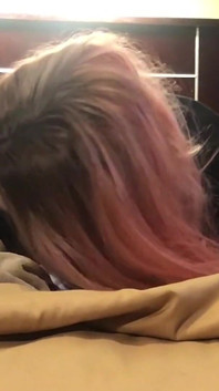 Stăpâna Pixie în cur cu vibratorul legat Crossdresser Bailey Wilde - compilație 18