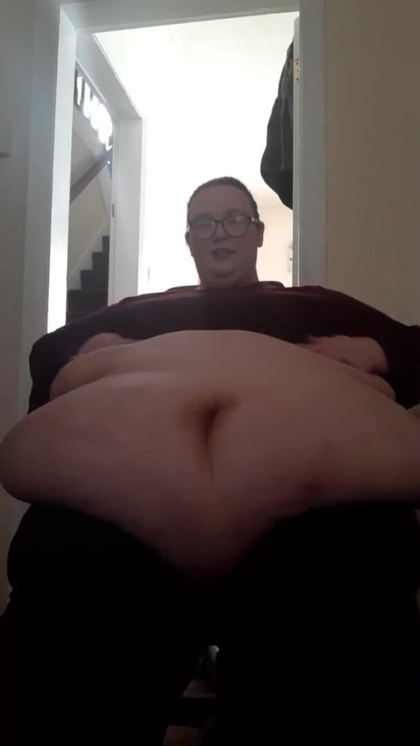 SSBBWLadyBrads: Din överviktiga gudinna i mörkret