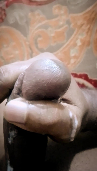 Bbbddt24: Lelaki desi India melancap pancut mani dan merintih. melancap