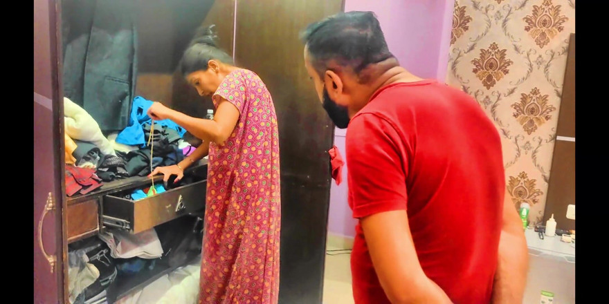 suchismitasarkar: Kamwali Bibi Tried to Theft and Was Punished Fuck by...