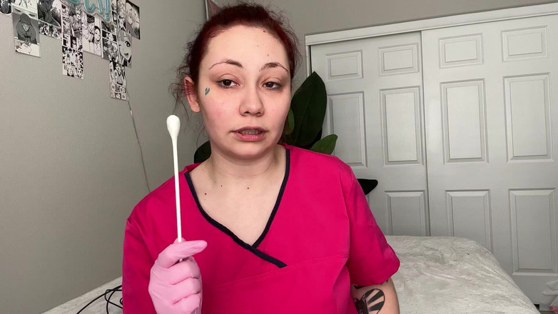 Lenna Lux: Obří sestra Sestřička - experiment se zmenšováním