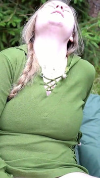 Tensión en el bosque: simplemente no podía parar. (con un Suave Chorridor)