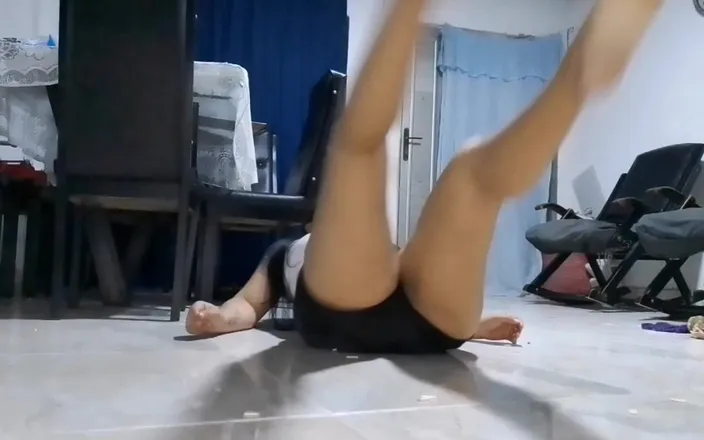 My Stepbrother's Friend Enters My Room and Ends up Giving a Good and Delicious Fuck...while My Stepbrother Rests