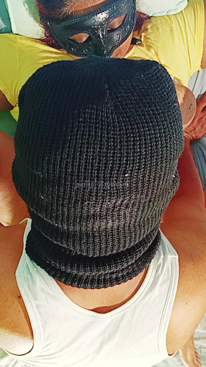 Tamil Jessy: Closeup Couple Fuck