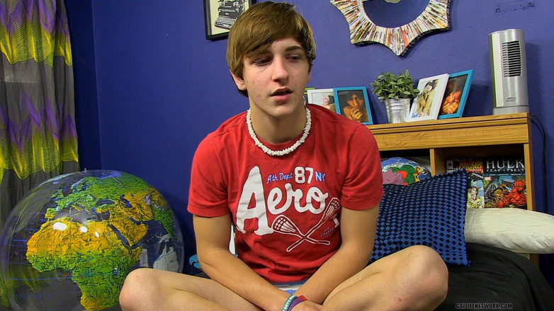 Lollipop Twinks: สัมภาษณ์หนุ่มใหม่ Colby