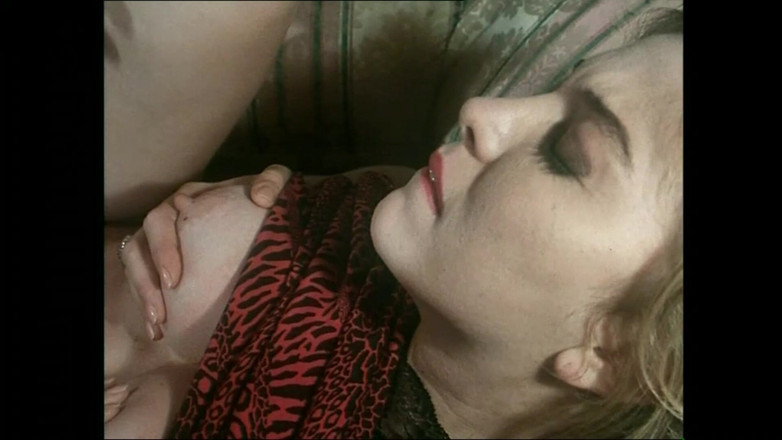 FM Video VOD: A ovelha da madrasta Hebe - filme completo original sem cortes