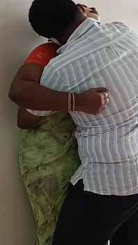 Isteri video 47 minit mengongkek jiran dalam teres / bahasa inggeris sarikata
