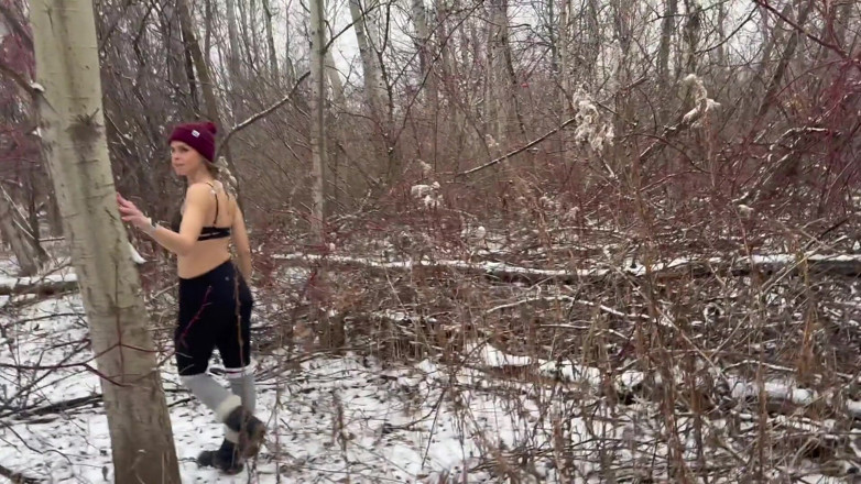 Serenity Cox: Wife Gets Huge Double Creampie in Snow Storm From Husband...