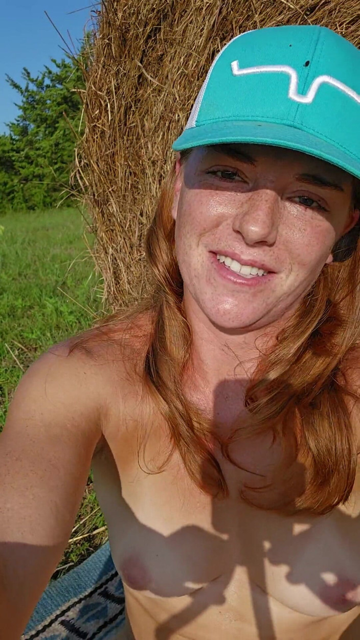NaughtyRedFarmgirl: Big Ass Redhead Fucks Ass and Pussy Squirting