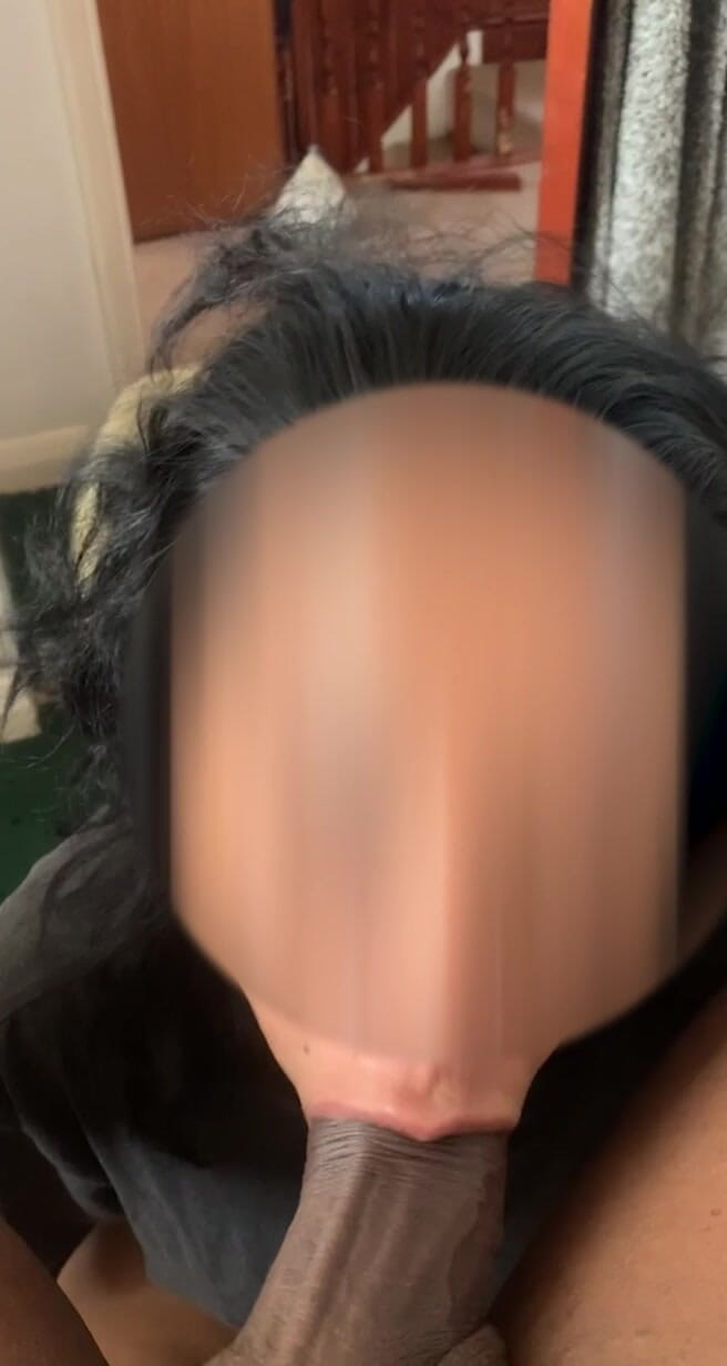 Bangla Black: Büyük götlü Bengalli büyük zenci yarağını emiyor