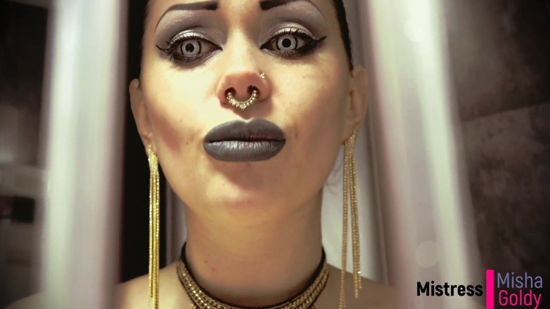 Goddess Misha Goldy: Cumer non nuốt sống sau khi đụ nhanh với sự phá...