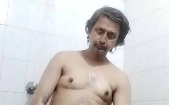 Nudycock: Bain de bite