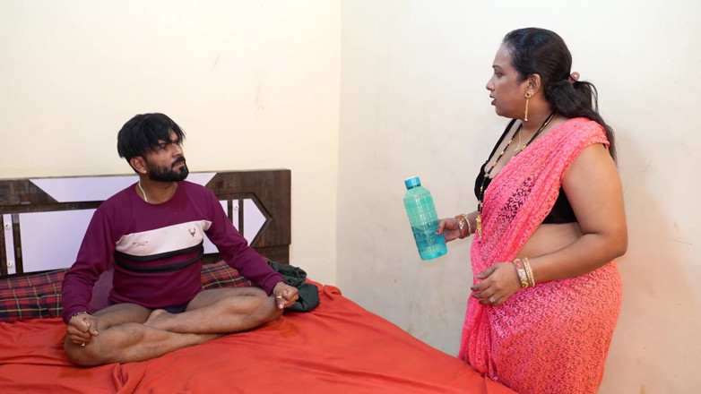 SEXPOSITION69: Indiancă desi sexy făcut sex complet nud hindi audio