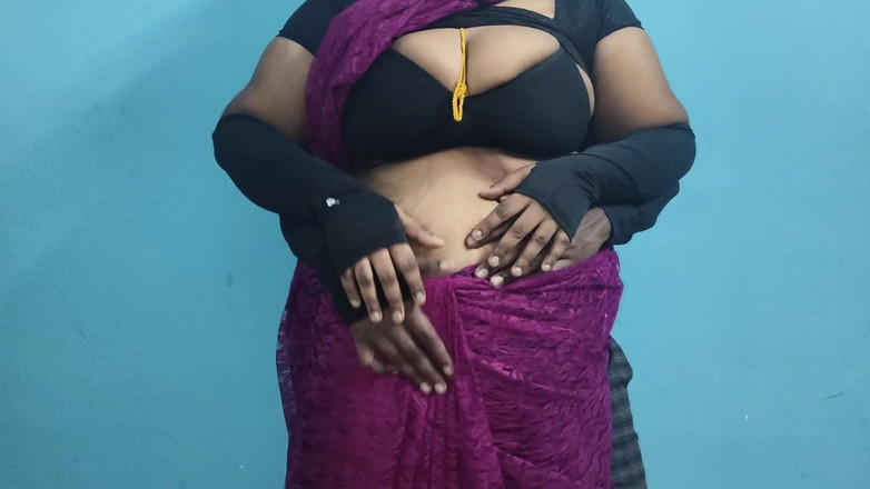 SneakyManner48: 泰米尔经理妻子生日出轨与公司员工，德西阿姨浪漫性爱，喀拉拉邦阿姨狗式