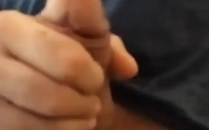Beegjohn69: Cumming Like a Fountain with a Massive Semi