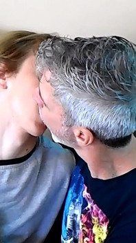 Caldo gay baci con Elis