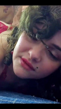 Czwórka | Mój przyjaciel i ja dzieliliśmy się naszymi żonami i przyszliśmy na ich twarze