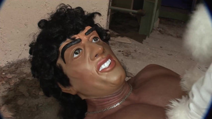 Vintage Climax: Si blonde diolok untuk dikongkek oleh penceroboh bertokok