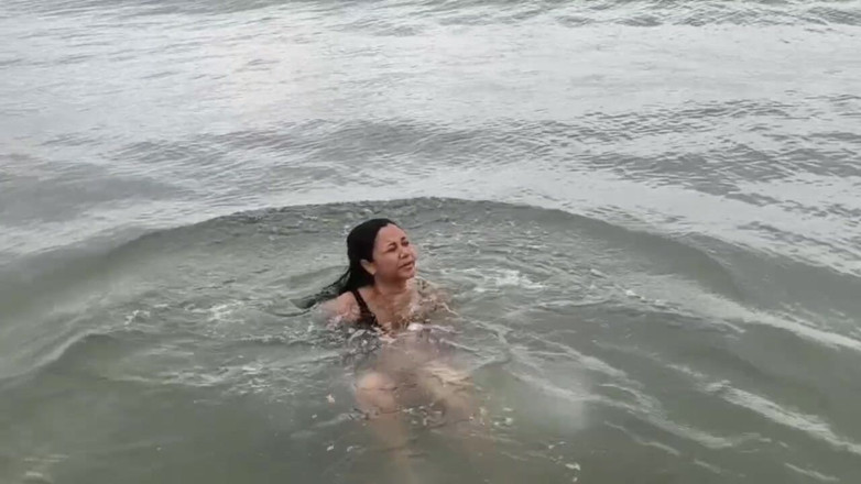 Isabel: ใต้น้ํา
