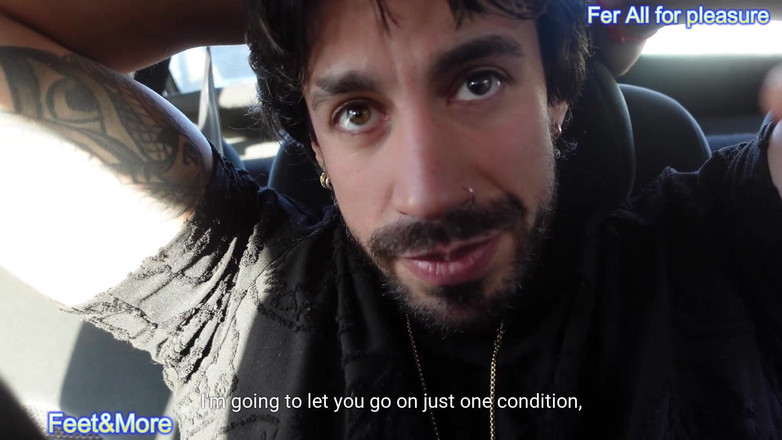 Fer All for pleasure: Tony fastnar i bilen och kittlas