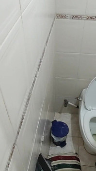 Fuck, Ass, so Rich I'm Eating, I Can't Believe in the Urinal Bathroom Wherever I Eat It
